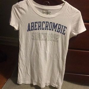 Abercrombie T-shirt